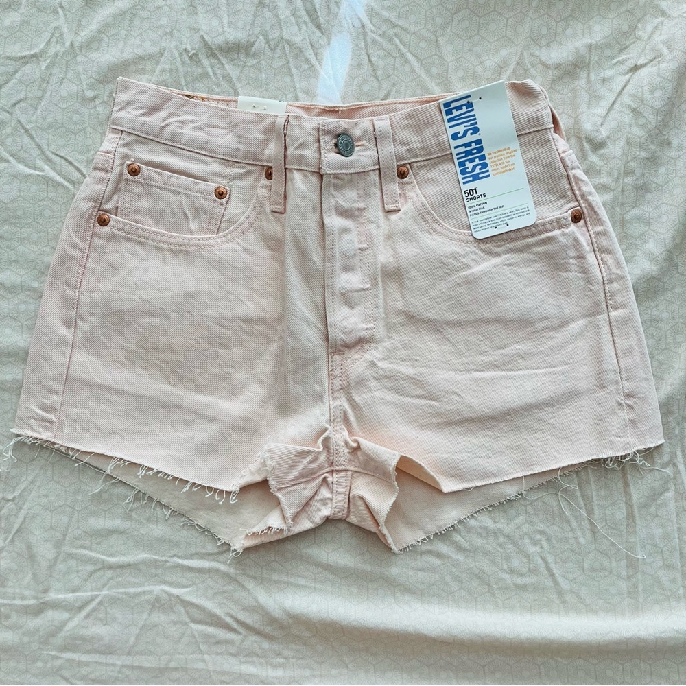 NWT Levi’s Pastel Pink 501 High Rise Shorts